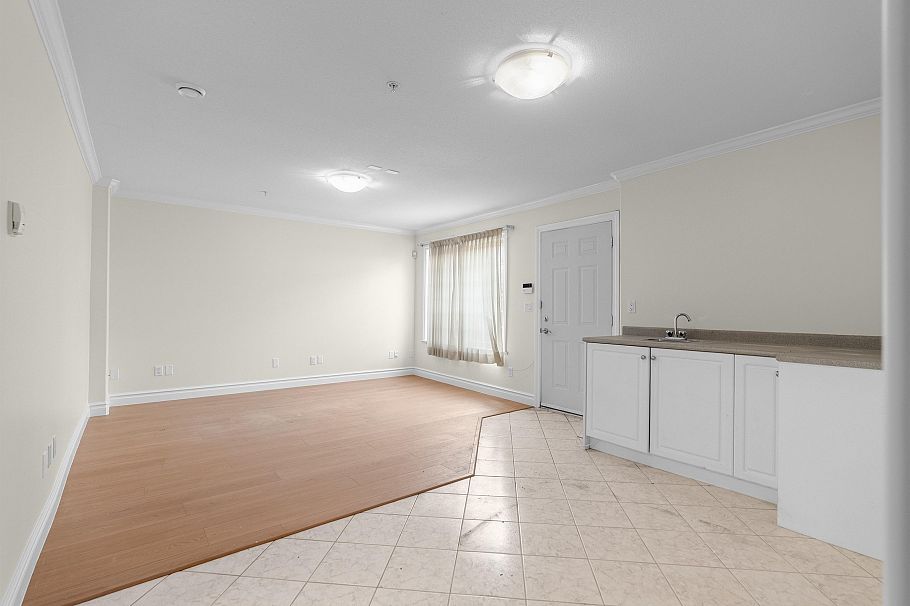 8038 Selkirk Street Vancouver, BC - 25