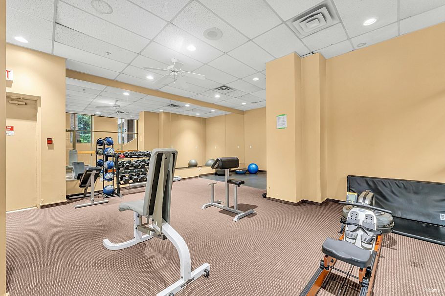 2301 5885 Olive Avenue Burnaby, BC - 34