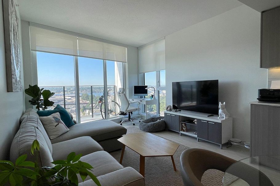 2005 1401 Hunter Street North Vancouver, BC - 20