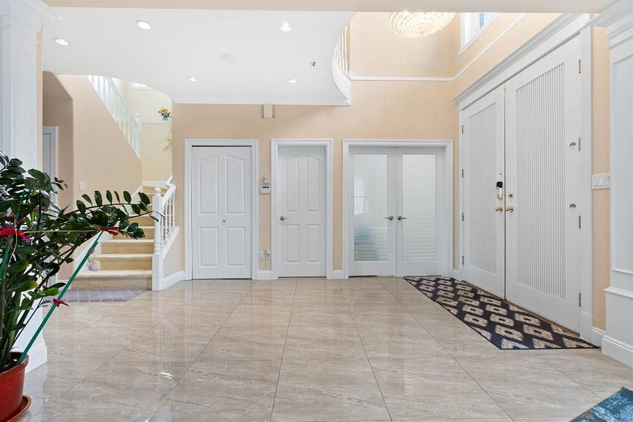 1356 E 62nd Avenue Vancouver, BC - 5