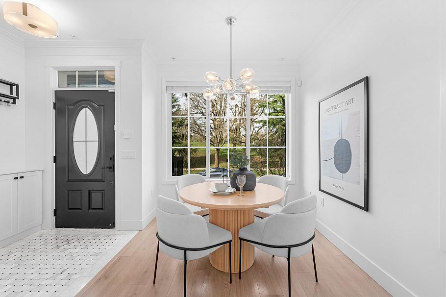 322 W 62nd Avenue Vancouver, BC - 1