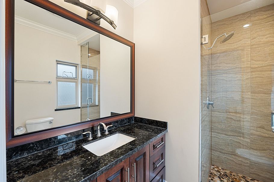 1909 E 64th Avenue Vancouver, BC - 9