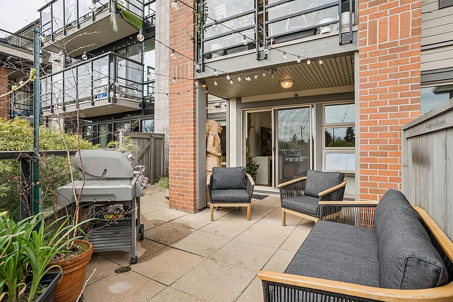 218 4550 Fraser Street Vancouver, BC - 23