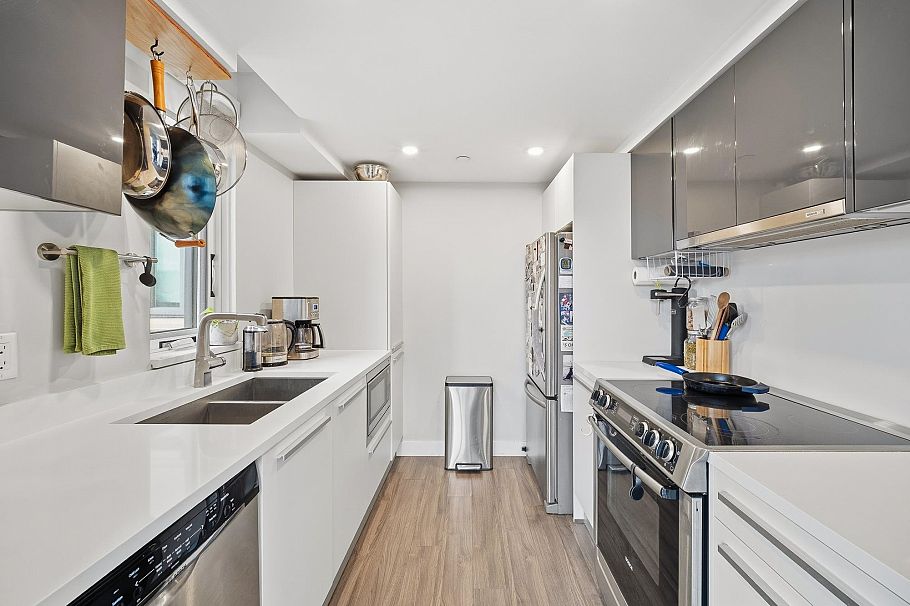 1202 1323 Homer Street Vancouver, BC - 5