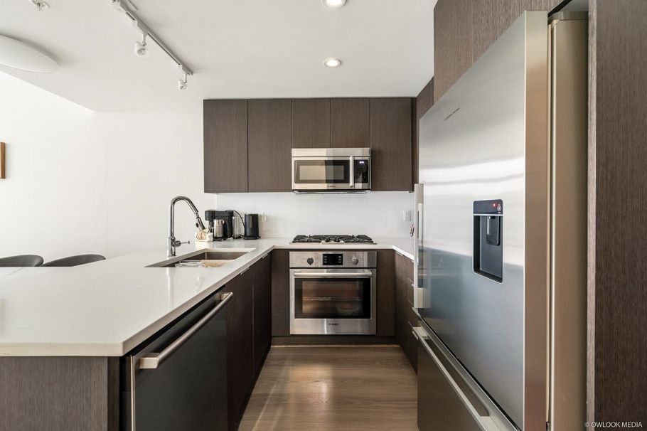 42 8628 Hazelbridge Way Richmond, BC - 8