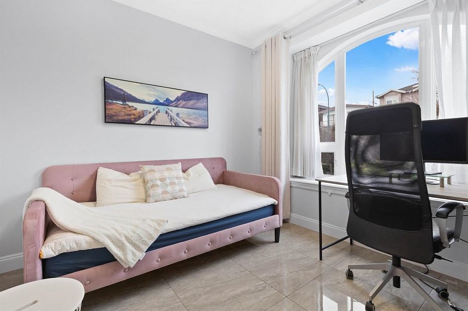 1356 E 62nd Avenue Vancouver, BC - 14