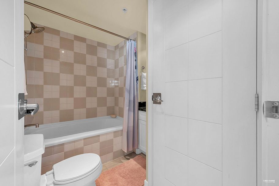 1501 1003 Burnaby Street Vancouver, BC - 18