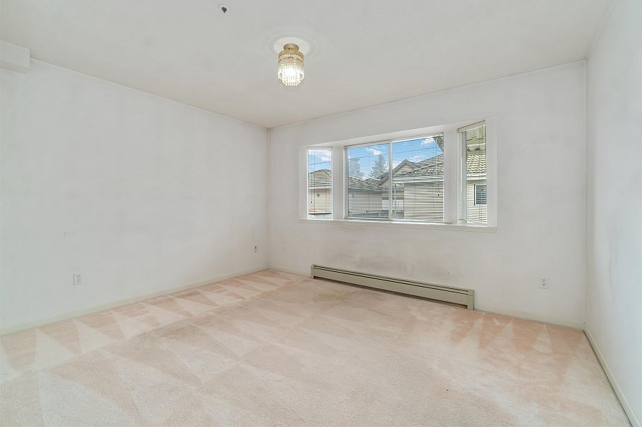 2667 E 47th Avenue Vancouver, BC - 6