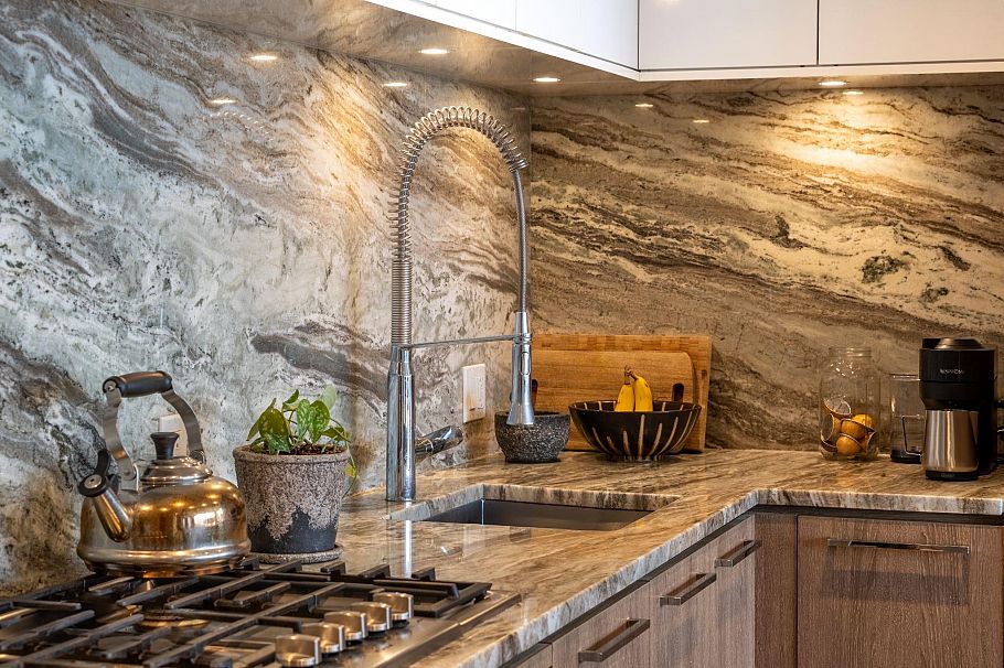 1702 680 Seylynn Crescent North Vancouver, BC - 9