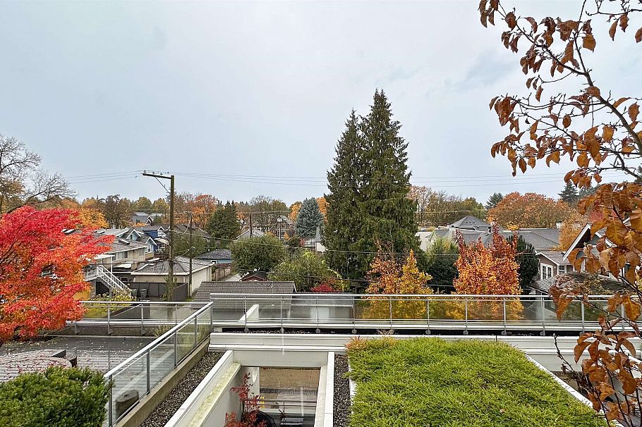 301 3333 Main Street Vancouver, BC - 19