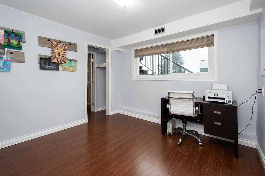 943 Shavington Street North Vancouver, BC - 26