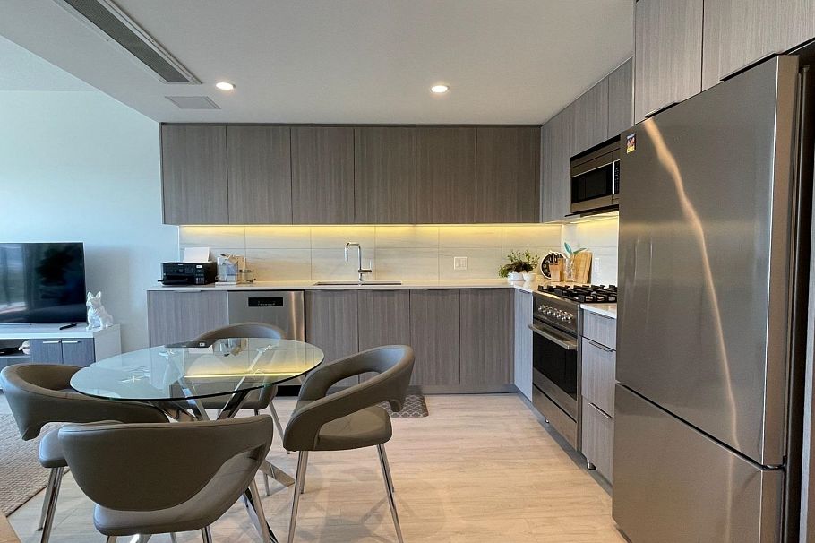 2005 1401 Hunter Street North Vancouver, BC - 18