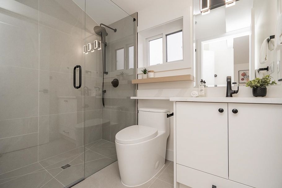 1 150 E 51st Avenue Vancouver, BC - 26