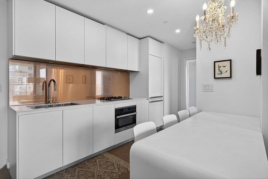 2809 1480 Howe Street Vancouver, BC - 13