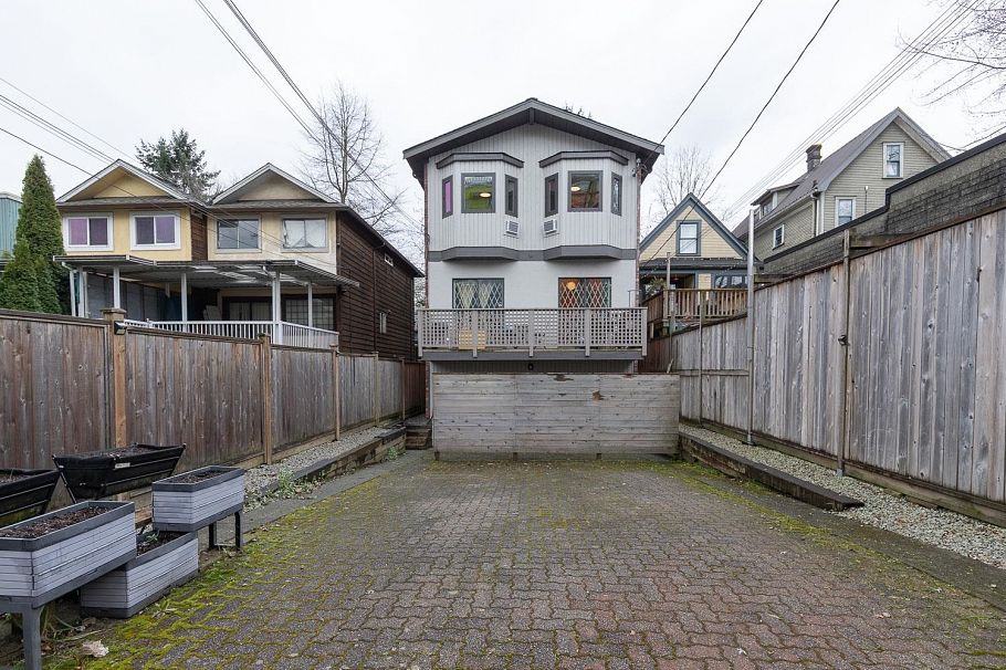 721 E Pender Street Vancouver, BC - 26