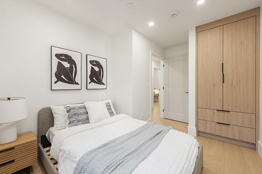 2 3393 Victoria Drive Vancouver, BC - 6