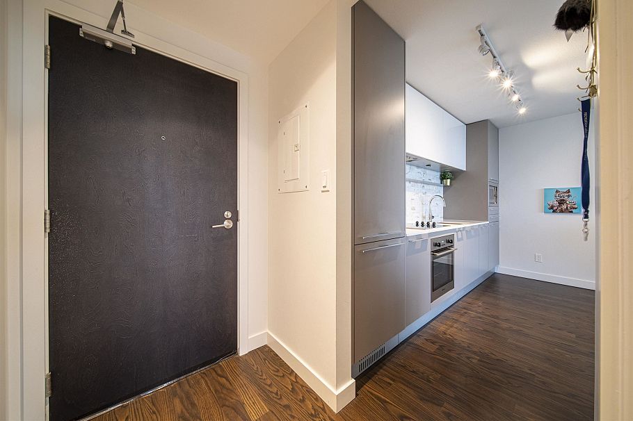 2401 8131 Nunavut Lane Vancouver, BC - 2