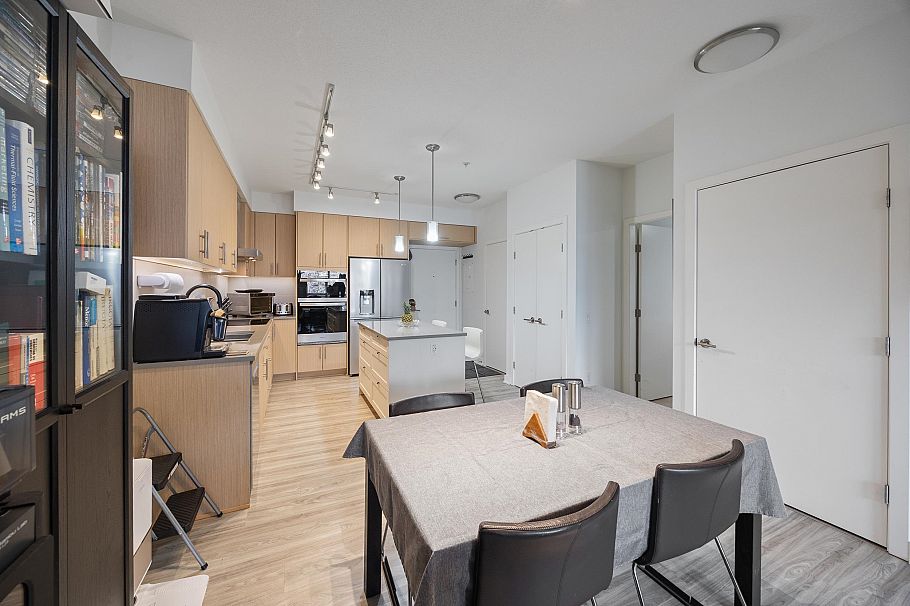 316 3205 Mountain Highway North Vancouver, BC - 15