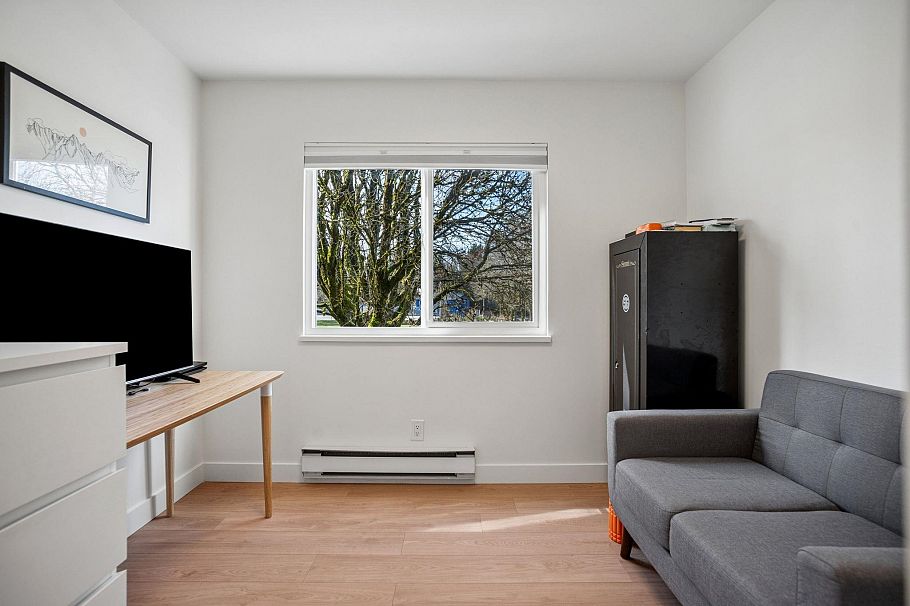 602 E 13th Avenue Vancouver, BC - 14