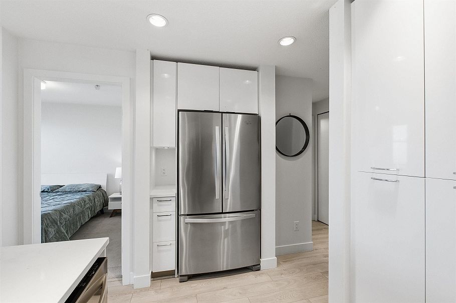 605 719 W 3rd Street North Vancouver, BC - 9