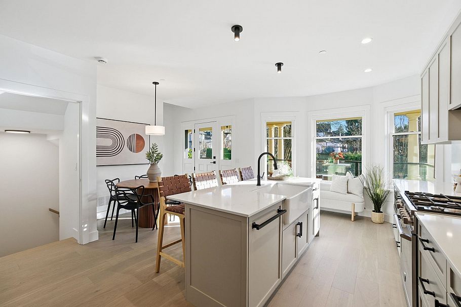 1967 Napier Street Vancouver, BC - 9