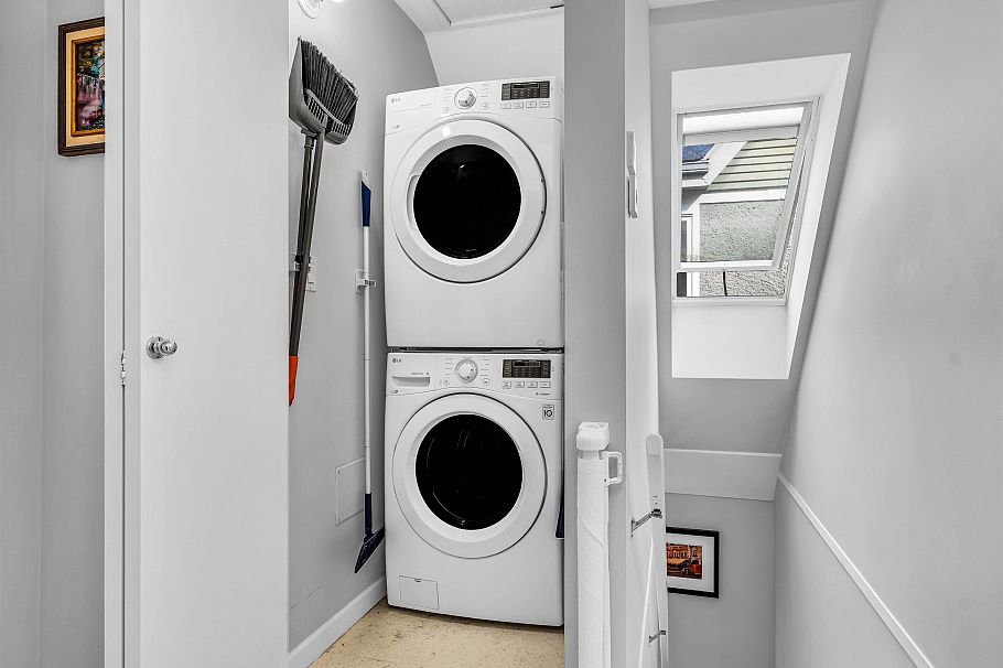 4 2315 W 10th Avenue Vancouver, BC - 16