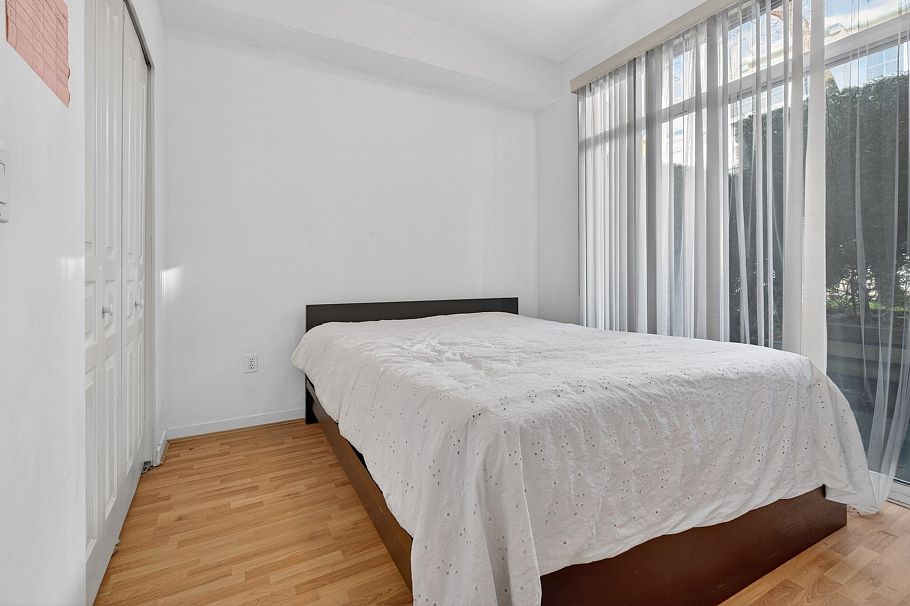 3 3580 Rainier Place Vancouver, BC - 4