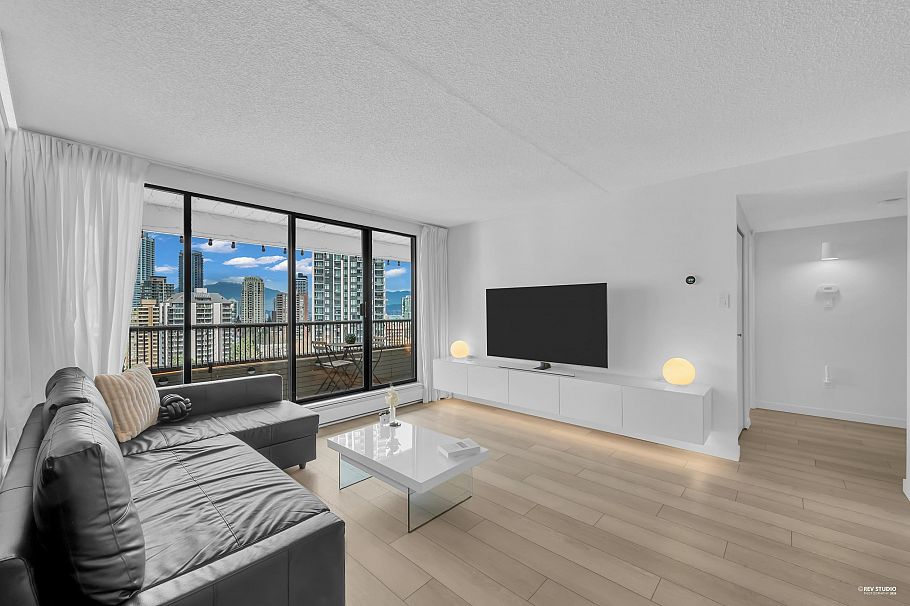 1703 6595 Willingdon Avenue Burnaby, BC - 1