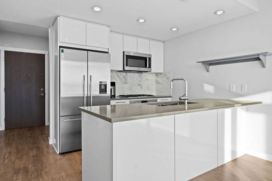 903 3281 E Kent Avenue North Vancouver, BC - 6