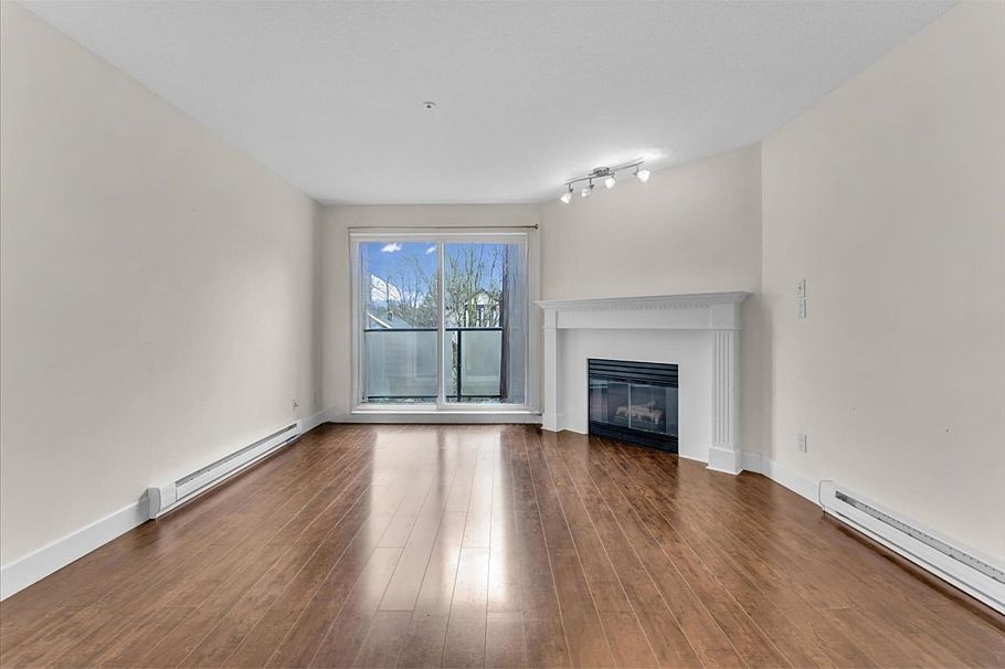 307 876 W 16th Avenue Vancouver, BC - 2