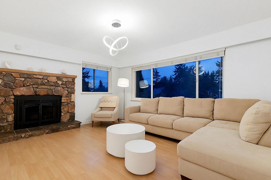 4158 Mt Seymour Parkway North Vancouver, BC - 6