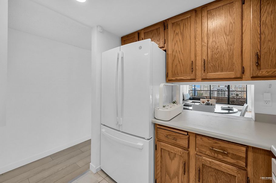 1703 6595 Willingdon Avenue Burnaby, BC - 11