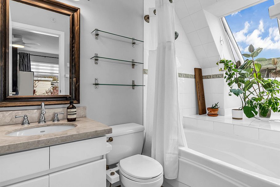 4 2315 W 10th Avenue Vancouver, BC - 20