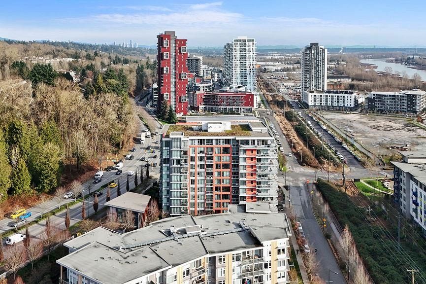 903 3281 E Kent Avenue North Vancouver, BC - 39