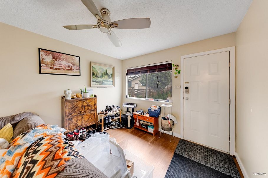 3450 Monmouth Avenue Vancouver, BC - 32