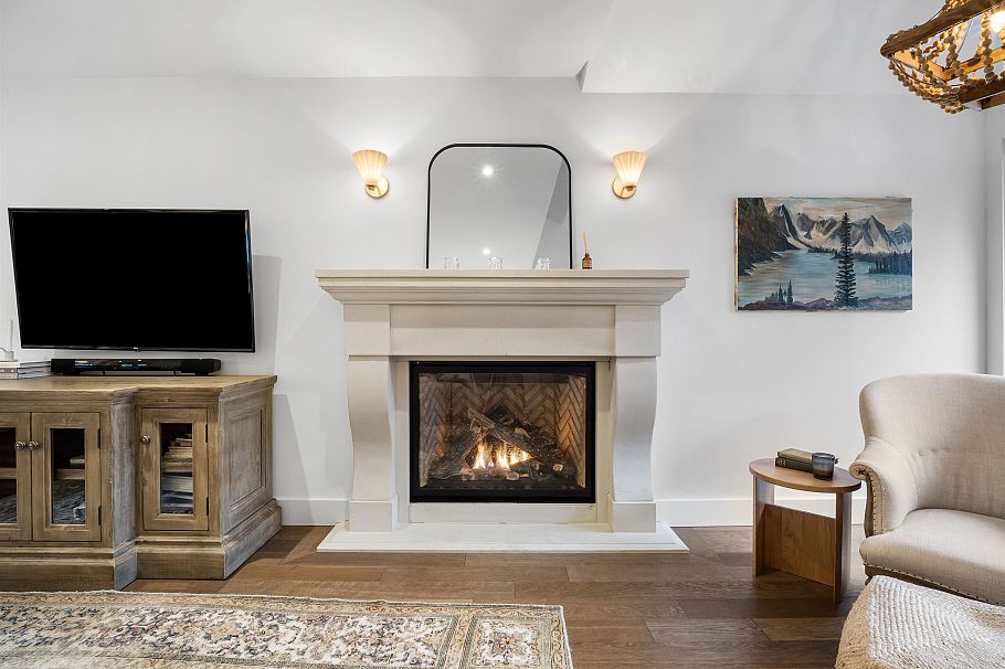 3558 Everglade Place North Vancouver, BC - 12