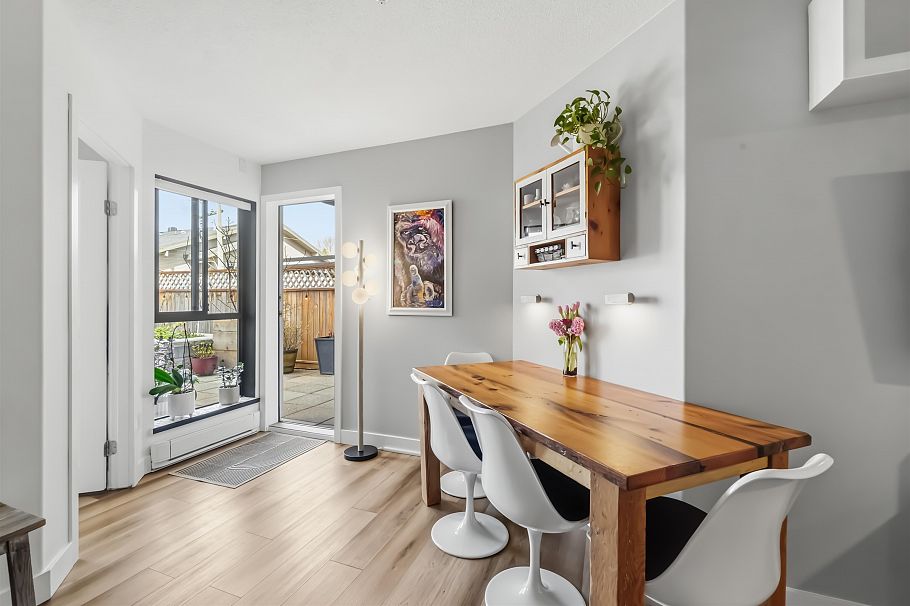 110 189 E 16th Avenue Vancouver, BC - 7