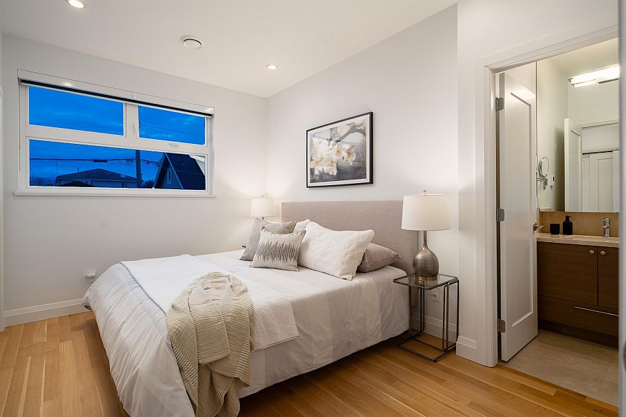 117 W 26th Avenue Vancouver, BC - 27