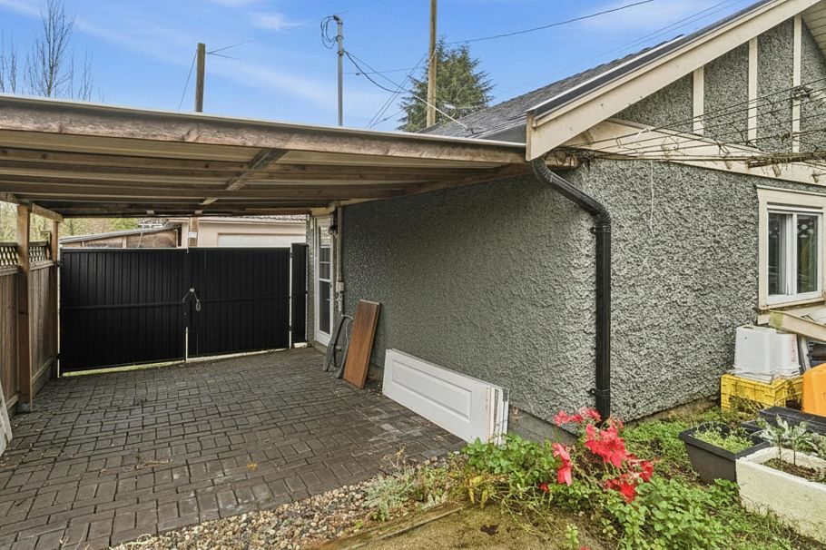 1389 E 54th Avenue Vancouver, BC - 19