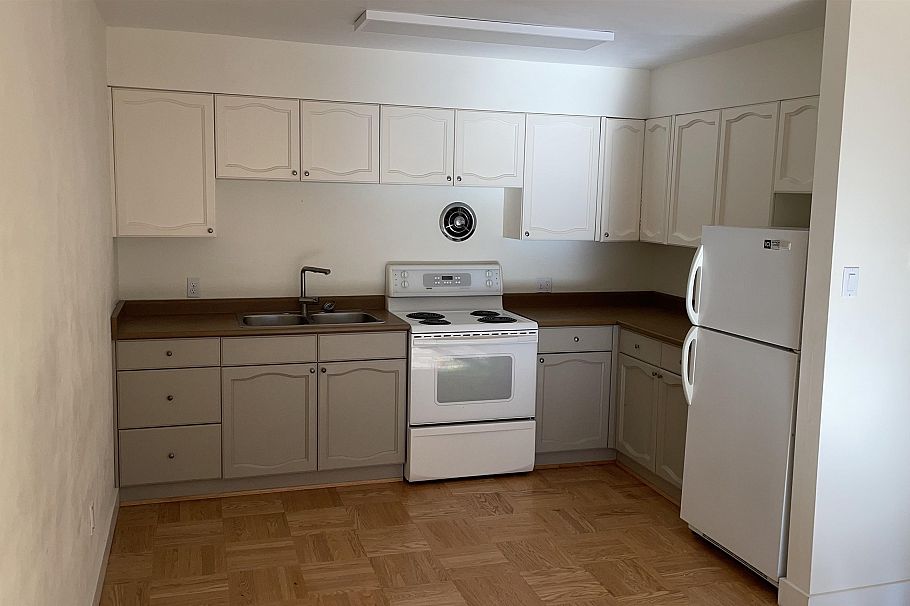 304 2430 Point Grey Road Vancouver, BC - 6