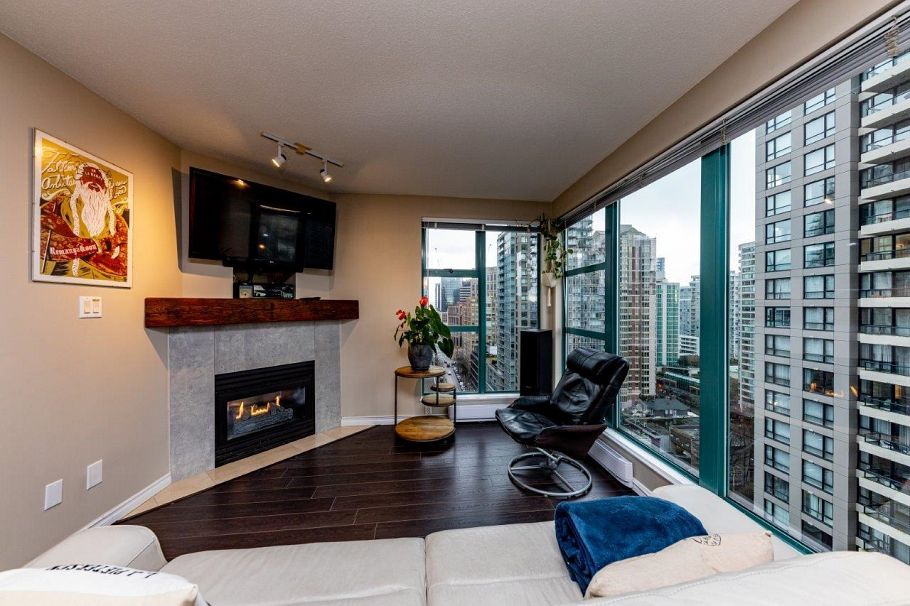 2104 939 HOMER STREET, Vancouver BC V6B 2W6 Vancouver, BC - 2