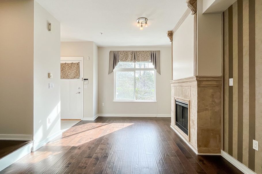 7425 Columbia Street Vancouver, BC - 6