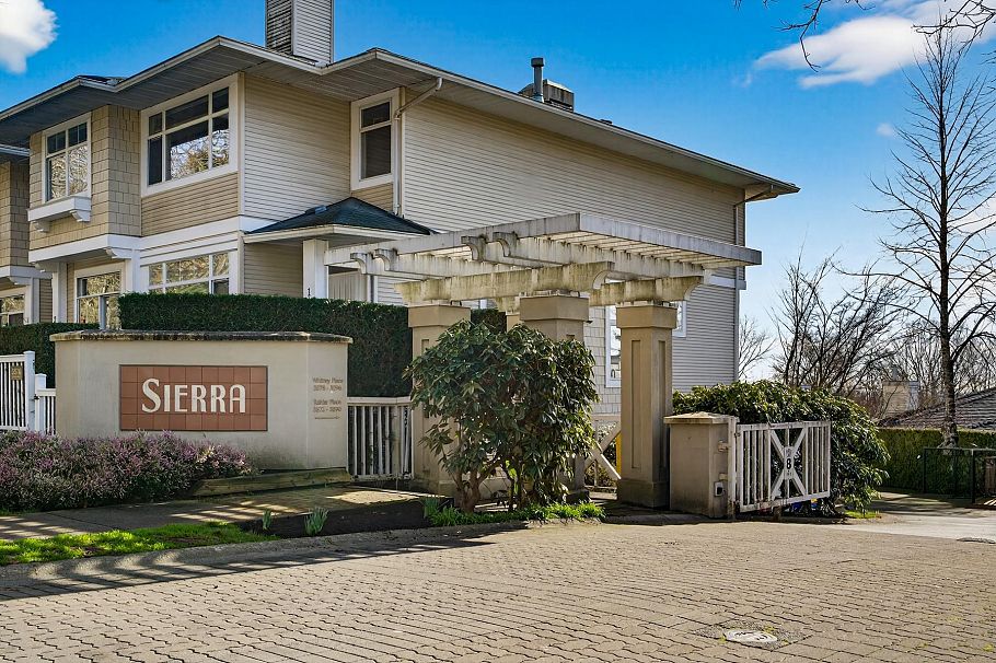 3 3580 Rainier Place Vancouver, BC - 2