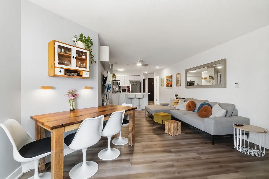 110 189 E 16th Avenue Vancouver, BC - 6