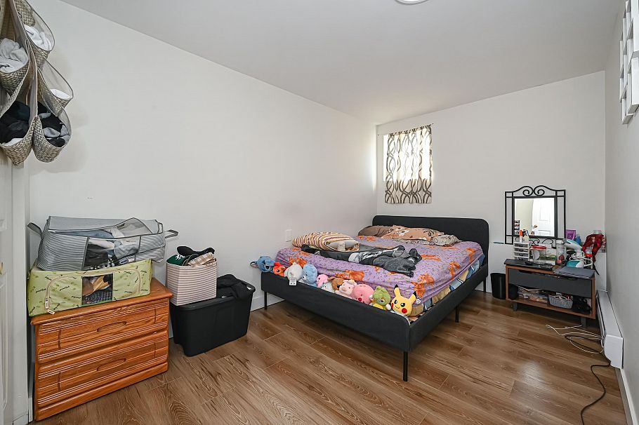 2295 E 48th Avenue Vancouver, BC - 8