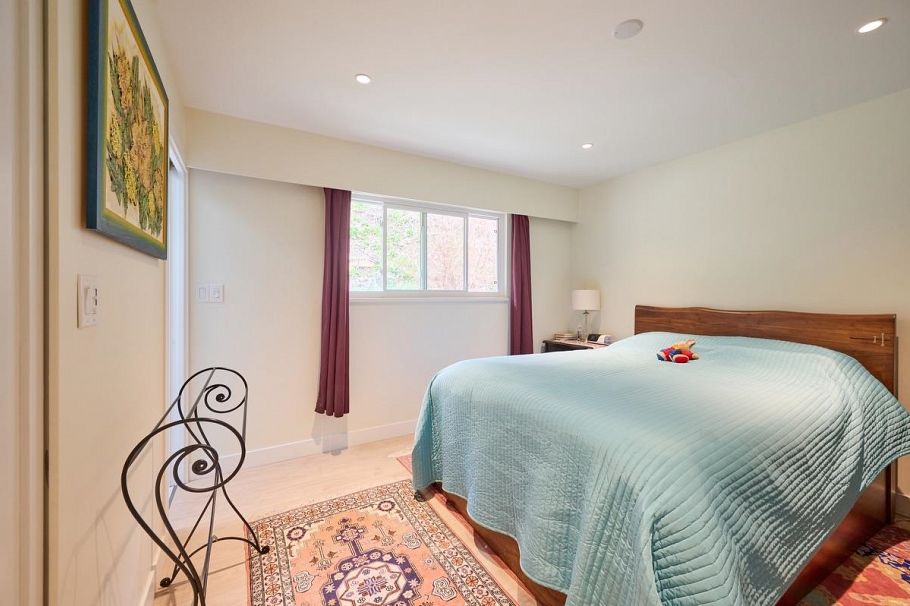 809 Seymour Boulevard North Vancouver, BC - 10