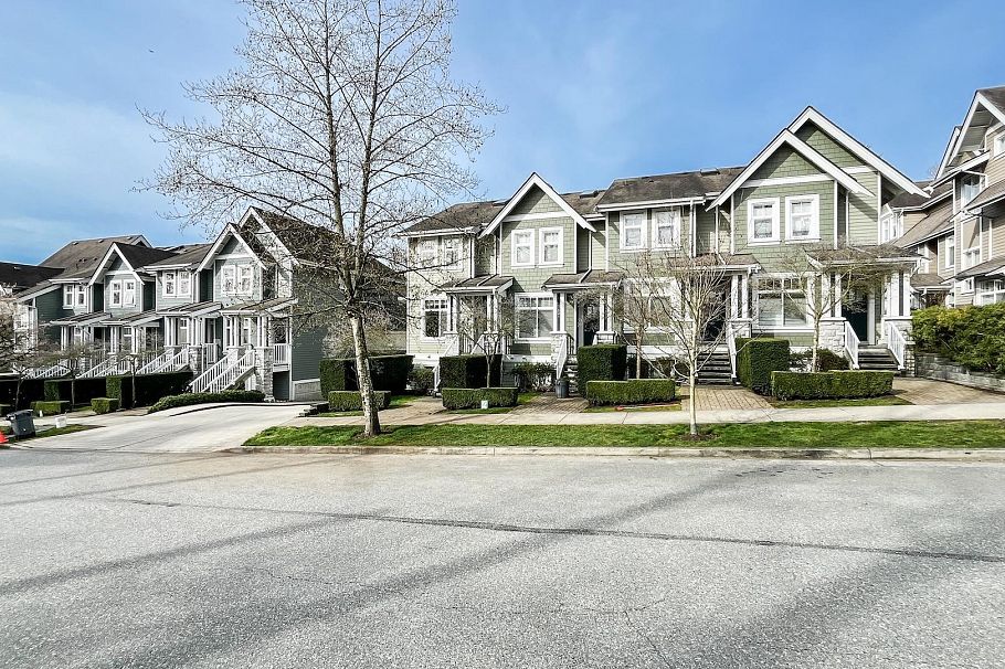 7425 Columbia Street Vancouver, BC - 28