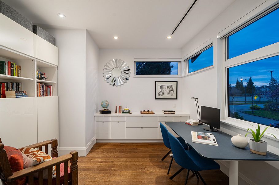 117 W 26th Avenue Vancouver, BC - 5