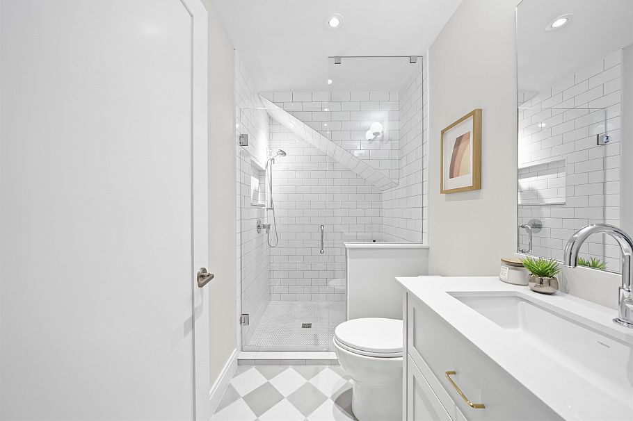 2 5819 Highbury Street Vancouver, BC - 22