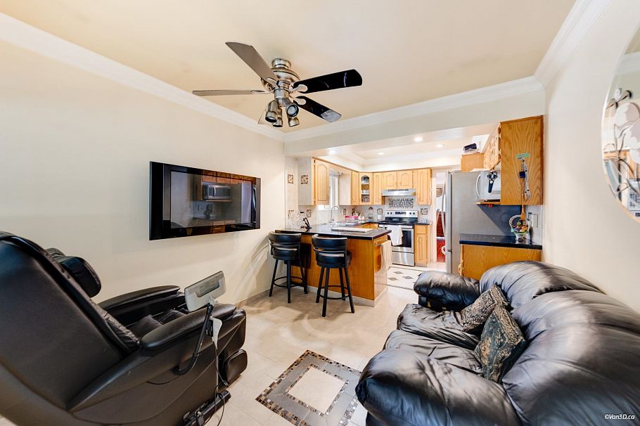 3450 Monmouth Avenue Vancouver, BC - 15